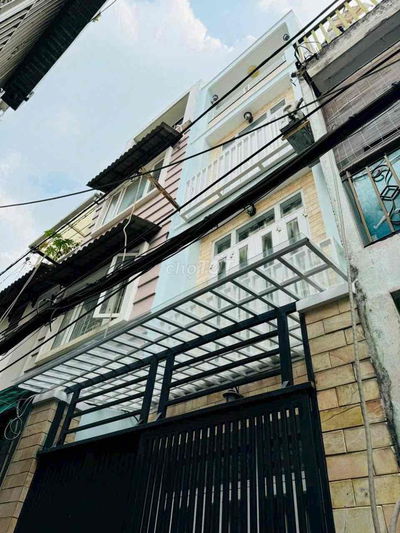 NHÀ ĐẸP 4 TẦNG 31M2 HẺM 463B CMT8 P13Q10
