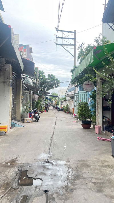 Nhà 3 tầng lê Đình Cẩn Tân Tạo Bình Tân