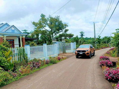 Bán đất giá rẻ 690tr 200m2 đất ở đường nhựa