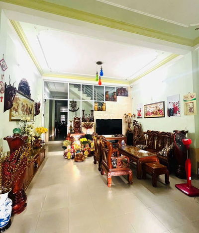 Cho thuê nhà 3 tầng mặt tiền đường 10m5 Ngô Tất Tố - hòa cường