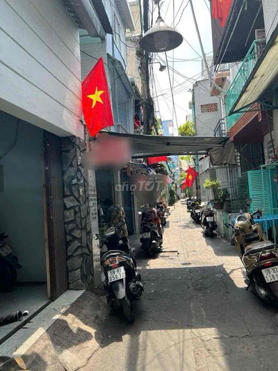 🆘🏠💎 Nhà Nguyễn Trãi Vs Lê Hồng Phong, 2 phòng, 2 toilet, có máy lạnh