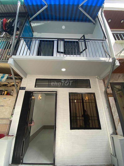 Nhà mới đẹp, 3 tầng, 2PN, 2WC, DTSD 60m2, hẻm thông thoáng, sổ hồng hc