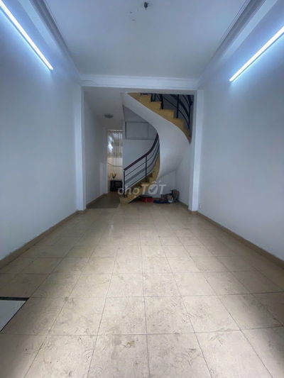 🏠 BÁN GẤP XUẤT CẢNH - 31.8M² - 4 Tầng – 7 PN - Giá 8.3 Tỷ