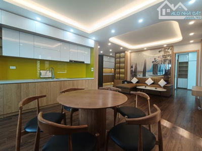 CĂN GÓC 100M2 CHUNG CƯ  XA LA - XÁCH VALI VÀO Ở LUÔN!