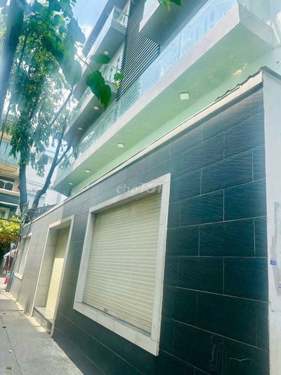 Bán nhà mặt tiền góc