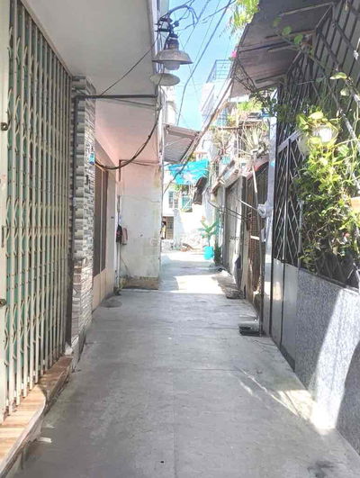 Nhà rẻ Bình Tân giáp Tân Phú