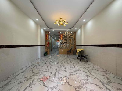 DIỆN TÍCH SÀN LÊN ĐẾN 440 M2