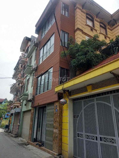 CHO THUÊ NHÀ MẶT TIỀN 5M, DT 34M2, 4 TẦNG MẶT PHỐ LỤA HÀ ĐÔNG, HÀ NỘI