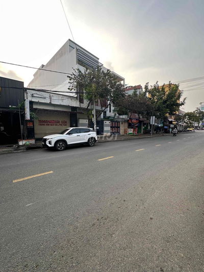 Cho thuê mặt bằng 6x29m mặt tiền đường Trần Ngọc Quế Ninh Kiều CT