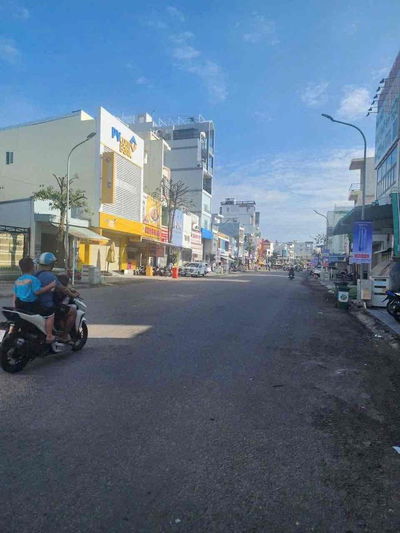 CẦN BÁN NHÀ GẤP LÝ THÁI TỔ NỐI DÀI - BĐS BAO SINH LỜI