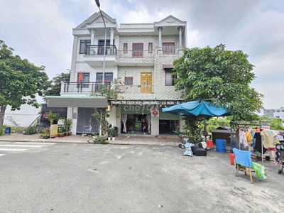 Nhà phố kdc Phúc Đạt gần kcn Vsip1 và Vincom550 Dĩ An