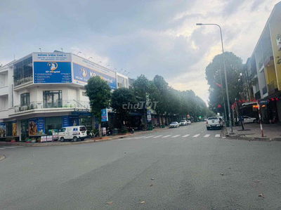 Nhà 1 trệt 2 lầu đường N1 Kdc D2D Võ Thị Sáu, phường Thống Nhất