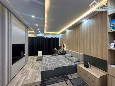 Giá Ngon! 28 Tỷ Hơn, Bán Nhà Ngõ 40 Xuân La,Tây Hồ - 90M2 - Ô Tô Tránh - 6 Tầng -Thang Máy