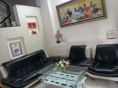 Cho nữ thuê trọ và mở dịch vụ làm đẹp