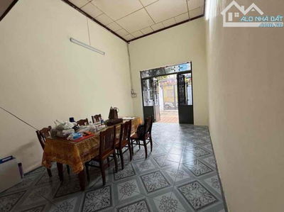 HOT_MỘT CĂN DUY NHẤT_TRUNG TÂM PHỐ TÂY-VÀI BƯỚC RA BÃI TẮM MỸ KHÊ_82M2_HƠN 6 TỶ-KIỆT ÔTÔ