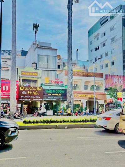 Siêu Phẩm - Khan Hiếm! Nhà 4 tầng - Dt 4.3x21m - Mặt tiền Trường Sơn - Ngay sân bay