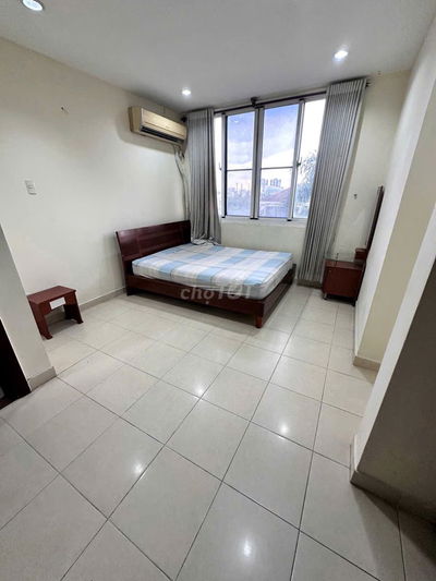 Cho NỮ thuê phòng master đối điện ĐH VHU, UEH (trong chung cư AVIEW)