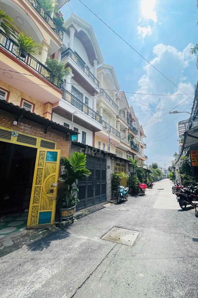 NHÀ LUXURY VÀO Ở NGAY – TRẦN THỊ NĂM QUẬN 12 – NHỈNH 6 TỶ