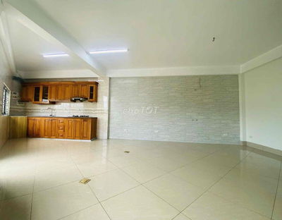 Anh/chị tôi cần cho thuê nhà 5 tầng - 42m tại ngõ 192 Lê Trọng Tấn, Th