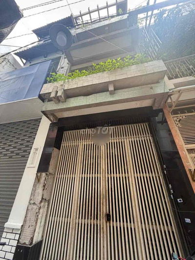 Hẻm xe hơi thông Nguyễn Đỉnh Chiểu,Q3