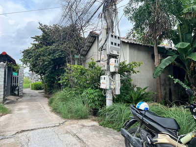 Đất thổ cư, sổ hồng riêng ngay Ngã Ba Tân Kim QL50