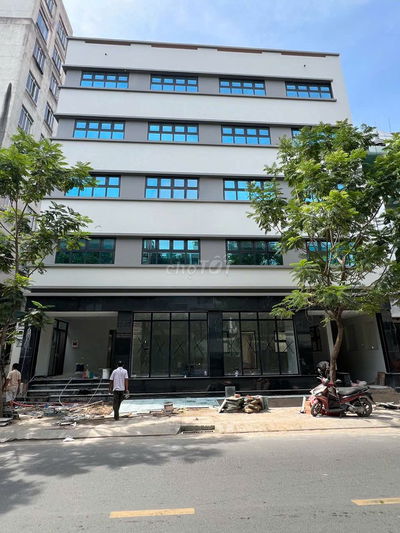 Cho thuê Tòa Nhà 7A Thành Thái,Q10.DT:17x10m(Hầm+5 tầng) Thang máy