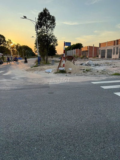 Mặt tiền đường D7 ngay KCN Bàu Bàng,kinh doanh buôn bán hoặc cho thuê