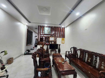 Cho Thuê Nhà Nguyên Căn 3 Tầng đường Châu Thị Vĩnh Tế - Diện tích