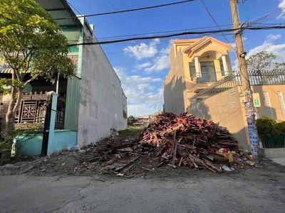 Giá Sốc Trong Tuần! Đất thổ 131m² Hóc Môn – Sổ Riêng – 1 Tỷ 05