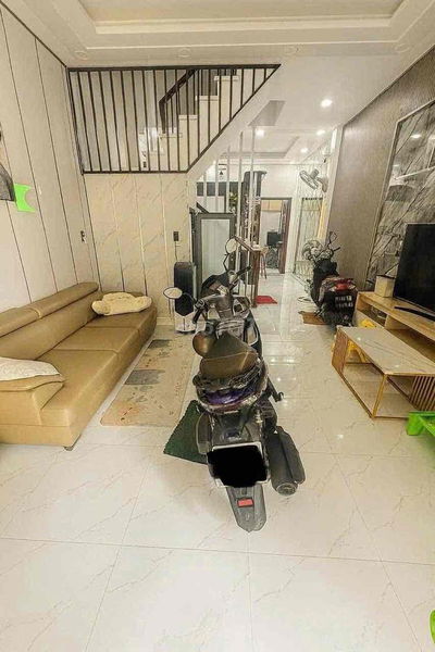 Phú Lâm Quận 6 - Hẻm Xe Hơi Thông Bà Hom - 3PN 3WC - Nhà Mới Ở Ngay