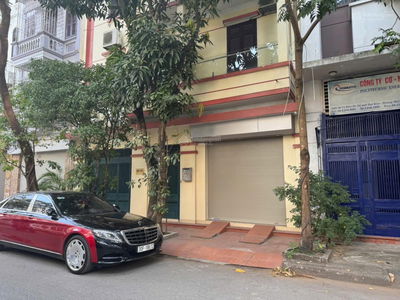 Chủ nhà, bán nhà KDT Đại Kim C1 nhà 32 - 33 - duy nhất - tiện xây tòa văn phòng - LH: 0912 639 ***