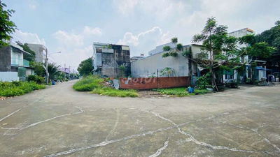 Đất gần Ngã Tư Bình Thung phường Tân Đông Hiệp Tp Dĩ An