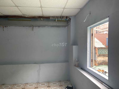 CÒN 1 PHÒNG *** NGAY MẶT TIỀN PASTEUR-SÁT BÊN BẾN THÀNH- Q1