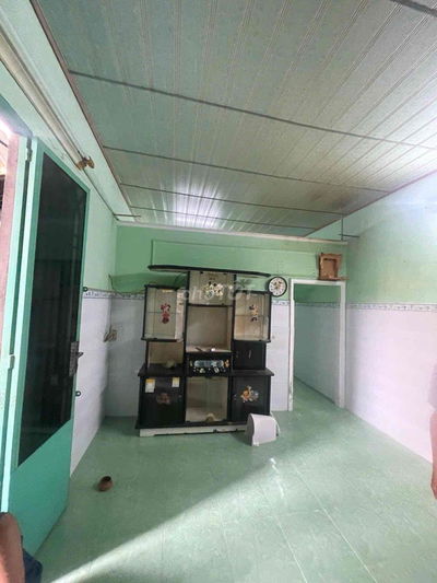 Chính chủ - Nhà cấp 4 diện tích lớn hẻm 380 LVL