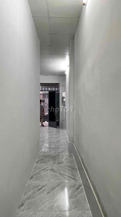 nhà cấp 4 đường Nguyễn Văn Lượng- gần Lotte