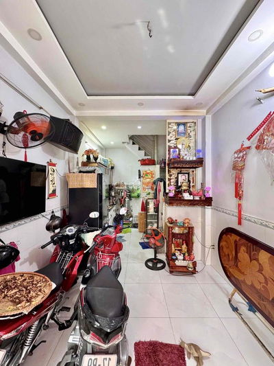 🏡 NHÀ 3 LẦU MỚI ĐẸP – SHR HOÀN CÔNG – GẦN MẶT TIỀN