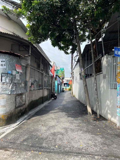 BÁN NHÀ 1 TRỆT 1 LẦU 3PN SÂN ĐẬU 30 XE MÁY HẺM ĐƯỜNG 2 TĂNG NHƠN PHÚ B