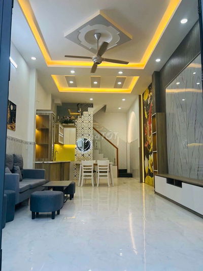 Bán nhà 4x10m đường số 4 Lê Văn Quới, hẻm 5m, 2PN, giá 4.65 tỷ