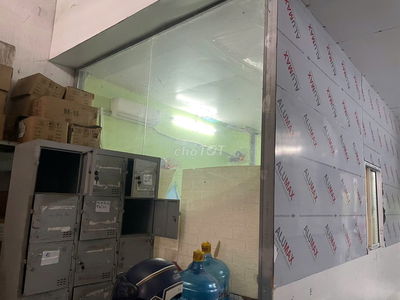 Chính chủ ct kho và mặt bằng kinh doanh 496/32/2 Dương Quảng Hàm