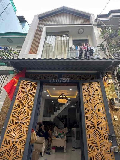 📣📣📣NHÀ ĐẸP  Ở NGAY - VỊ TRÍ ĐẸP SÁT SIÊU THỊ EMART 2 .PHAN HUY ÍCH .P