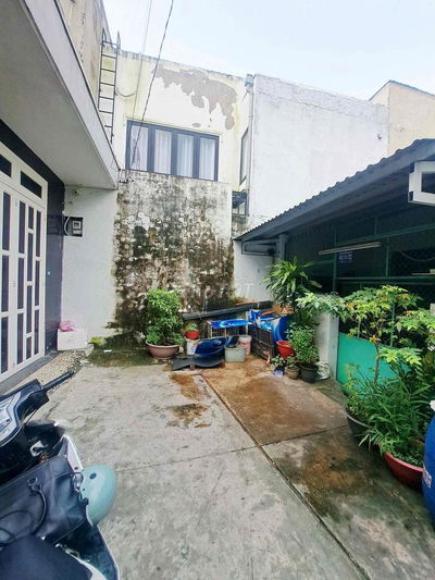 Chia gia tài cần bán gấp nhà giá rẻ. 71m2 giá 5.550 tỷ. Hh 100 triệu