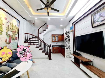 Bán nhà sông sét ô tô đỗ cổng ngõ thông 3 ngủ gần ô tô tránh ở sướng