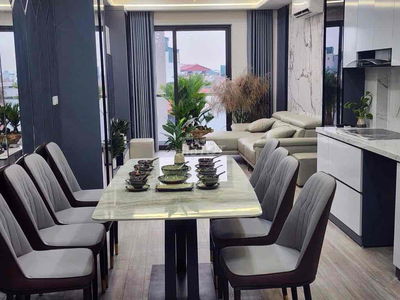 9.2tỷ nhà thạch bàn dt50m x6tâng thang máy full nội thất gần oto