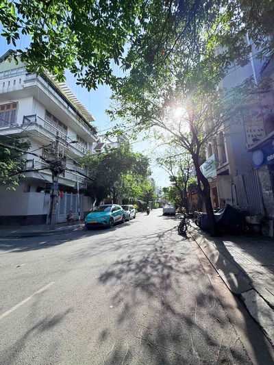 CHỈ 8 TỶ NGAY TÂN HƯƠNG HẺM 8M THÔNG DT 4X20