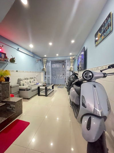 BÁN NHÀ LẠC LONG QUÂN P10 TÂN BÌNH 2 TẦNG NỞ HẬU TÀI LỘC GIÁ 3.99 T TL