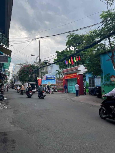 Bán Nhà mới 5 tầng hẻm lớn Lạc Long Quân – Bình Thới Nhà thi đấu Phú t