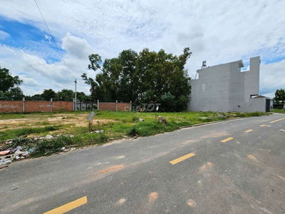 Đất mặt tiền đường Tân Hiệp phường Tân Bình Tp Dĩ An