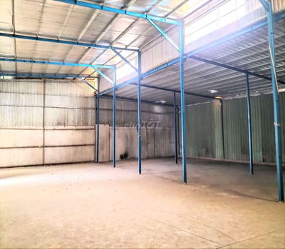 Xưởng 560m2 - Xe Container - Bà Điểm Hóc Môn.
