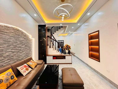 Lô góc cực phẩm hiếm, Hoa Lư , ngõ thông Vân Hồ, VF3 đỗ cửa 33m² x 5T