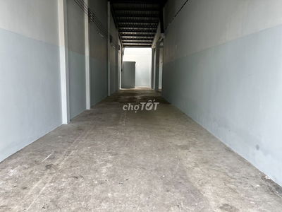 Chỉ 10tr/th_ Kho Hẻm Xe Tải 5-6m ngay Aeon Tân Phú_4x31m